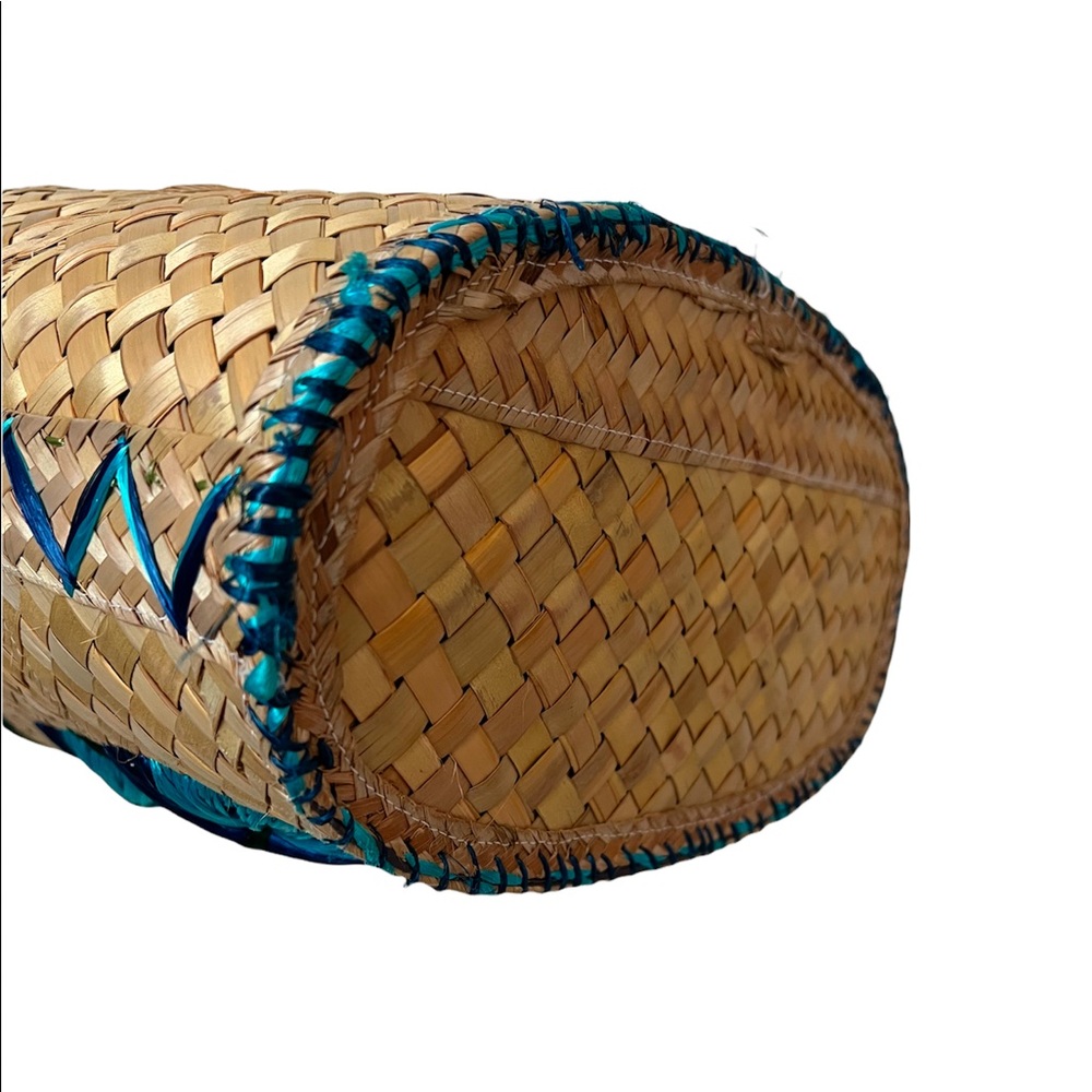 Vintage Straw Bag - Picture 7 of 7